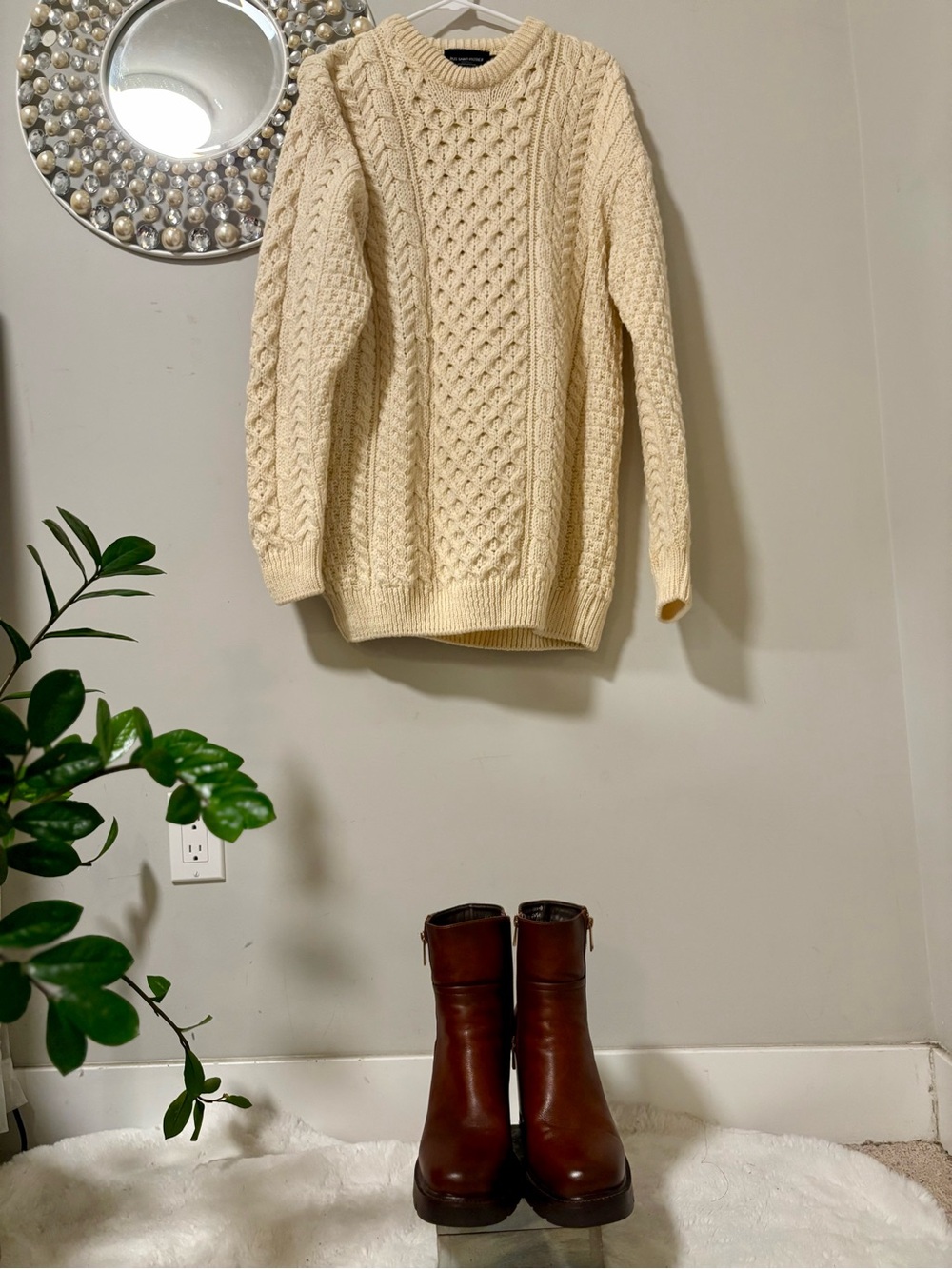 Rue Saint Patrick Pure Wool Crew Neck Sweater/ Size: XL Cream